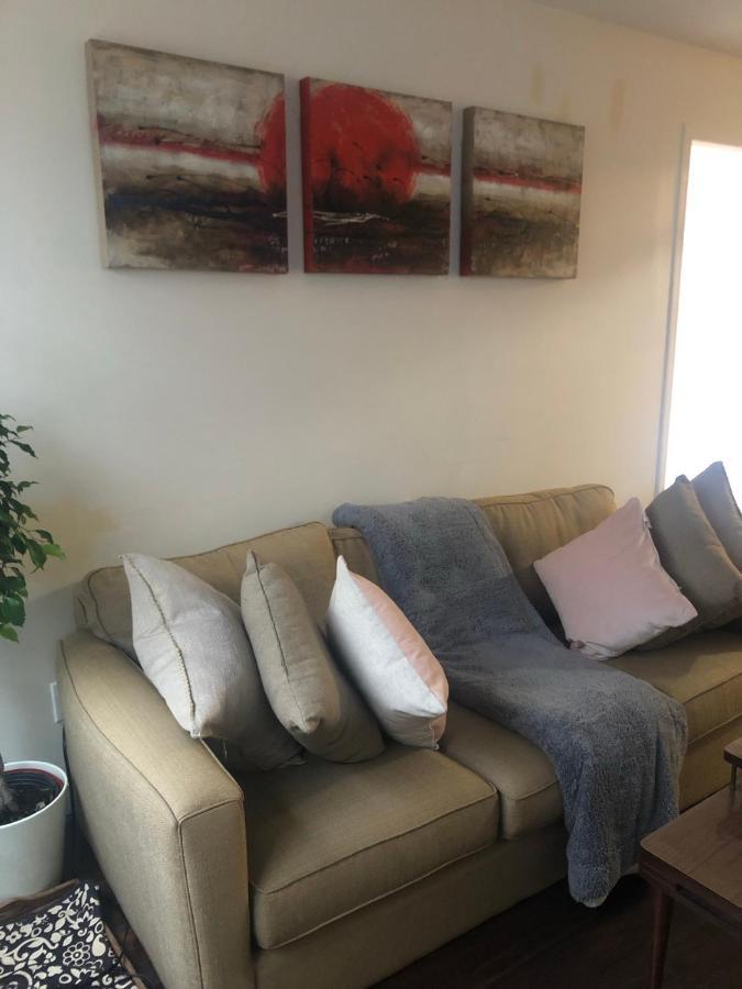 Quiet-Comfy 3 Bedroom Home On A Tree Lined Street In Kits Ванкувер Екстер'єр фото