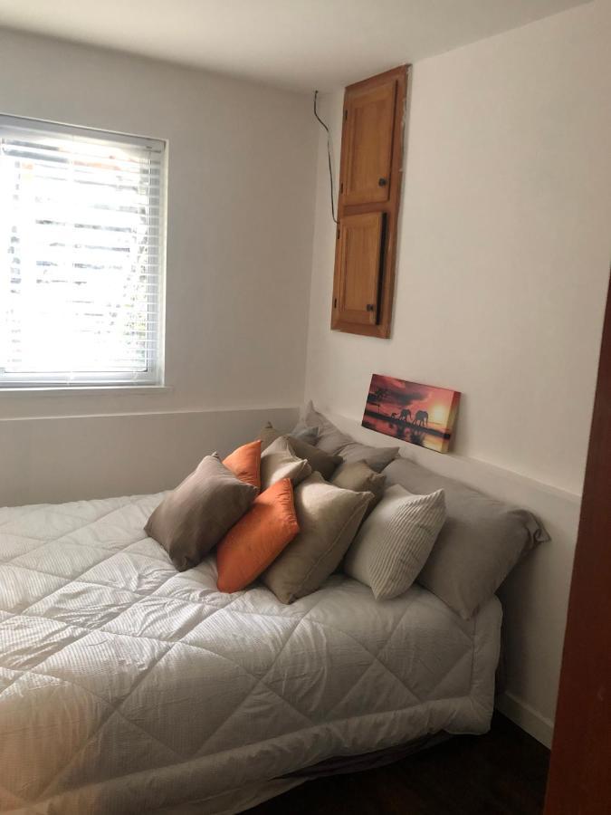 Quiet-Comfy 3 Bedroom Home On A Tree Lined Street In Kits Ванкувер Екстер'єр фото